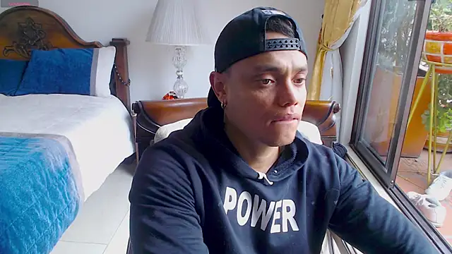 Snapshot of Booy_Hott chatting on 5, 11, 2025 Booy Hott online show from 5, 11, 2025