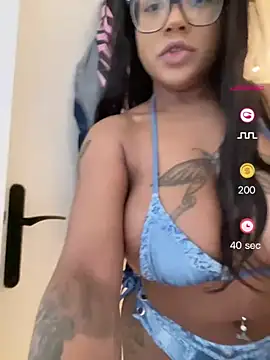 BabyFannyxx online show from 11, 5, 2026
