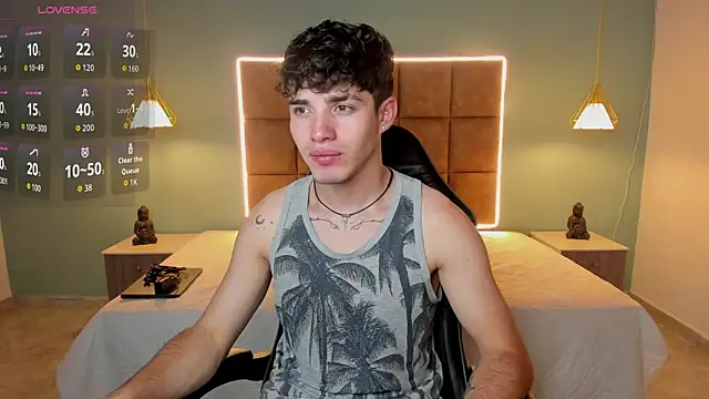AlejooTwink online show from 14, 6, 2026