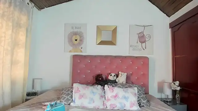 CelessteRedds online show from 9, 10, 2025