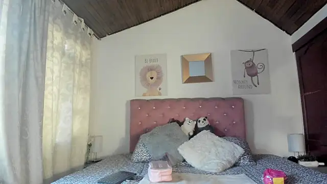 CelessteRedds online show from 13, 1, 2026