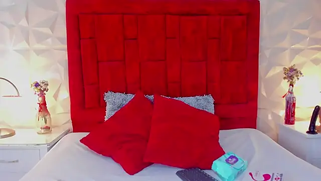 Miranda Foxx online show from 3, 12, 2024