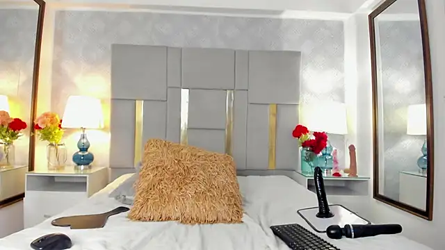 Miranda Foxx online show from 25, 1, 2025