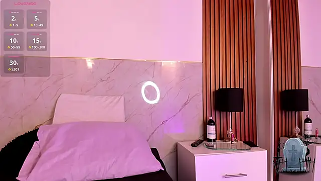 Alice noir online show from 10, 2, 2025