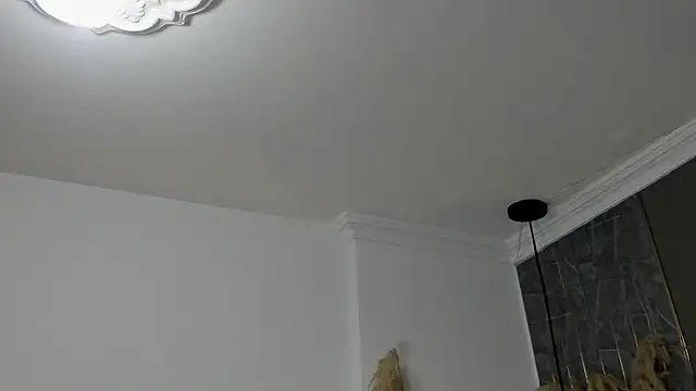 Slut Milf  online show from 25, 9, 2025