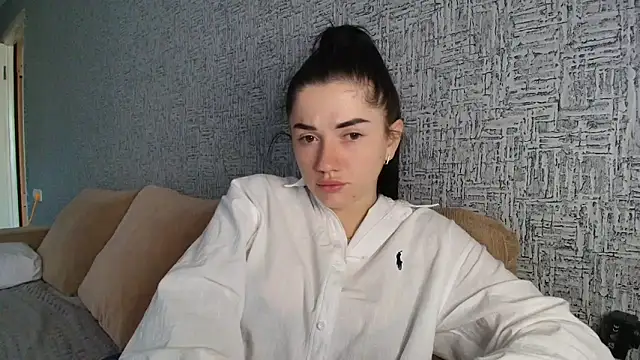 Liana diva online show from 30, 4, 2026