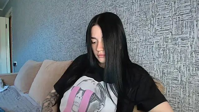 Liana diva online show from 6, 5, 2026