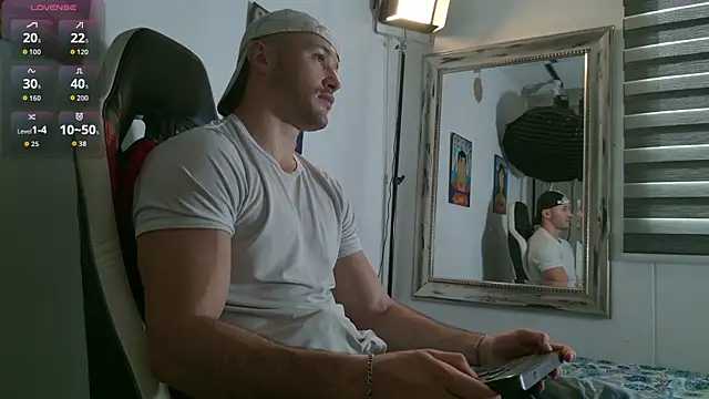 Snapshot of AxelFairchaild chatting on 19, 7, 2026 AxelFairchaild online show from 19, 7, 2026