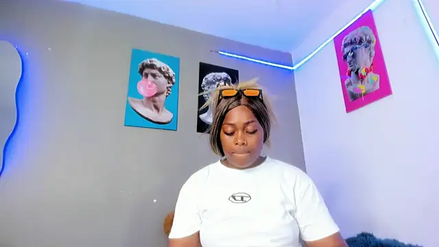 Lilybaudinx96 online show from 3, 1, 2025