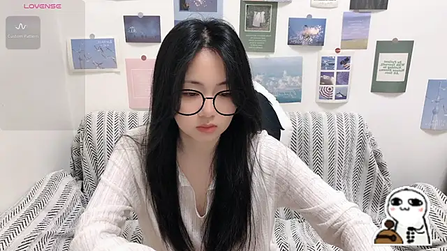 LiLiYbaby online show from 30, 4, 2026