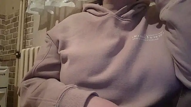 Snapshot of AalinnaK chatting on 25, 2, 2025 AalinnaK online show from 25, 2, 2025