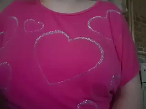 Snapshot of AalinnaK chatting on 20, 12, 2025 AalinnaK online show from 20, 12, 2025