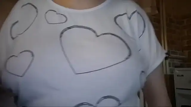 Snapshot of AalinnaK chatting on 10, 1, 2026 AalinnaK online show from 10, 1, 2026