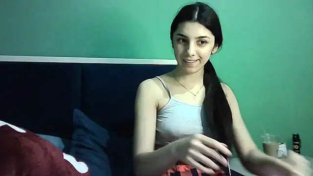 Ahotkittyxxx online show from 15, 1, 2025