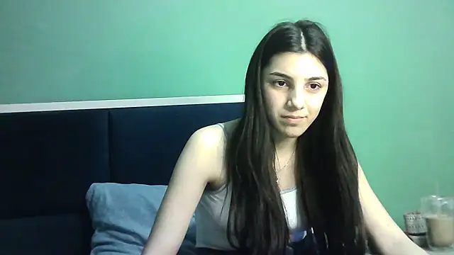 Ahotkittyxxx online show from 1, 3, 2025