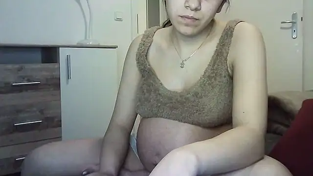 Ahotkittyxxx online show from 2, 2, 2026