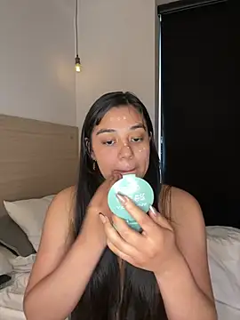 floriamANDjazmin online show from 31, 7, 2026