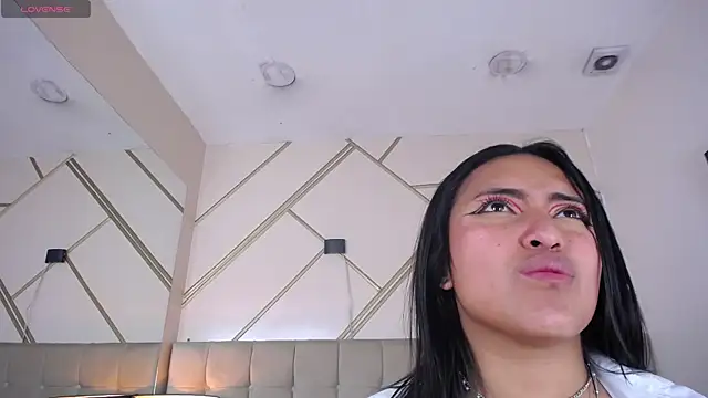 WenndyWild online show from 12, 1, 2025