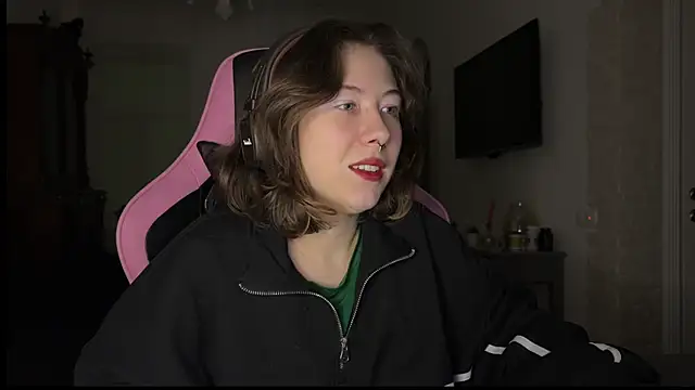 misswishh  online show from 11, 2, 2025