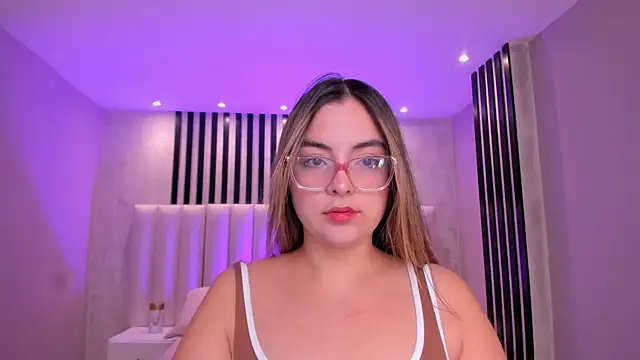 Snapshot of AllisonRogersX chatting on 11, 7, 2026 AllisonRogersX online show from 11, 7, 2026