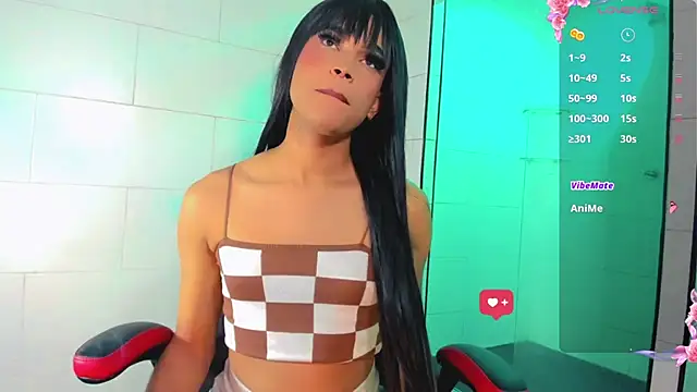 Snapshot of Hellen_moons__ chatting on 17, 1, 2025 Hellen moons   online show from 17, 1, 2025