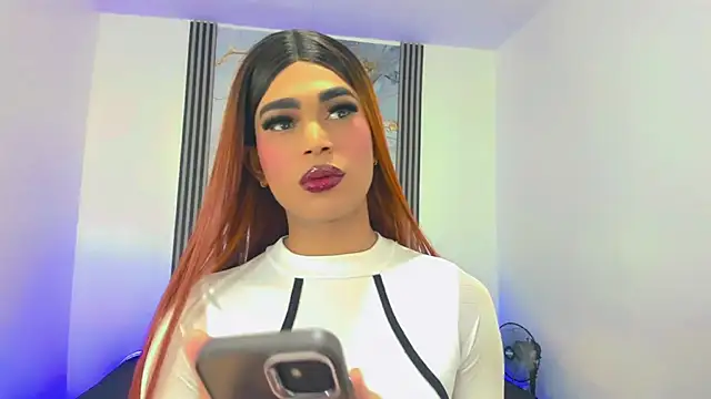 Snapshot of Hellen_moons__ chatting on 11, 3, 2025 Hellen moons   online show from 11, 3, 2025