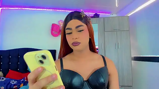 Snapshot of Hellen_moons__ chatting on 20, 10, 2025 Hellen moons   online show from 20, 10, 2025