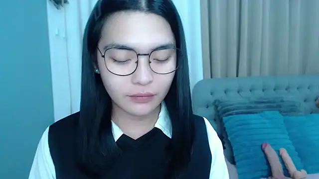 Snapshot of zhaviahale21 chatting on 26, 10, 2025 zhaviahale21 online show from 26, 10, 2025