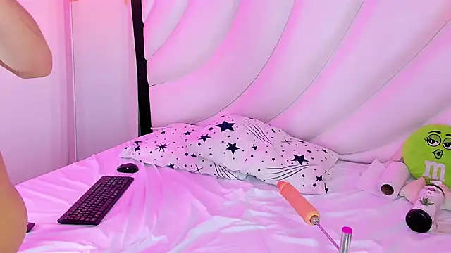 Snapshot of Hugo_Coopers chatting on 3, 12, 2024 Hugo Coopers online show from 3, 12, 2024