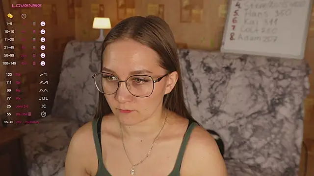 Miatiny online show from 22, 1, 2025