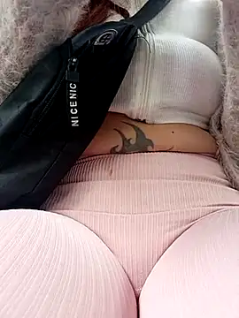 Snapshot of SAMANTHA-16_ chatting on 18, 3, 2025 SAMANTHA-16 online show from 18, 3, 2025