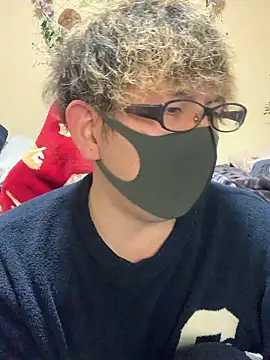 Snapshot of KEI_96 chatting on 11, 3, 2026 KEI 96 online show from 11, 3, 2026