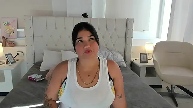 Gabycutee online show from 10, 1, 2025