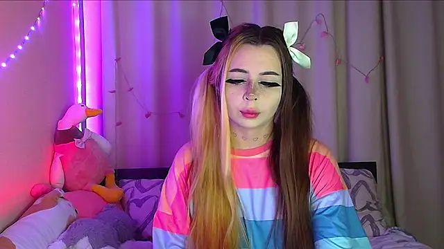 suemeow online show from 24, 2, 2025