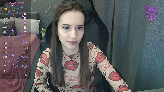 Alice Weiss online show from 2, 5, 2026