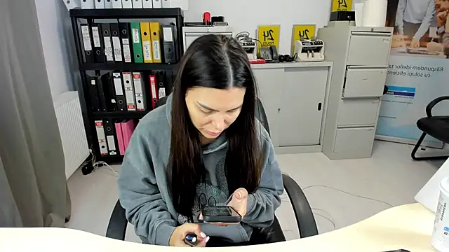 kilenyapatrice online show from 7, 10, 2025