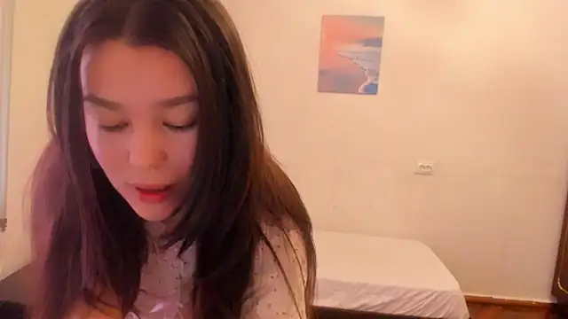 Snapshot of LunaXmii chatting on 8, 3, 2025 LunaXmii online show from 8, 3, 2025