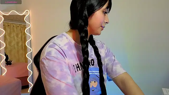 hina tay online show from 4, 11, 2025