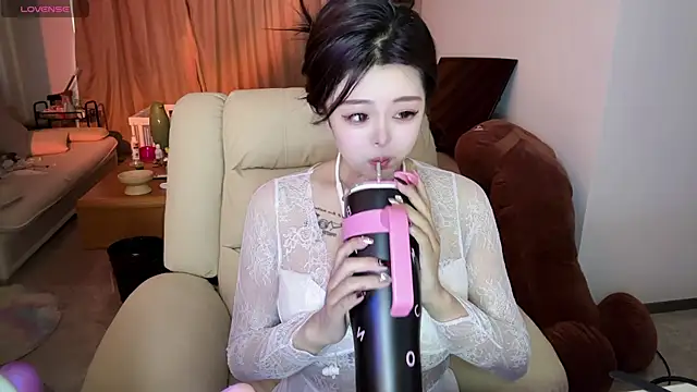 Snapshot of Bunny_Tutu chatting on 19, 1, 2025 Bunny Tutu online show from 19, 1, 2025