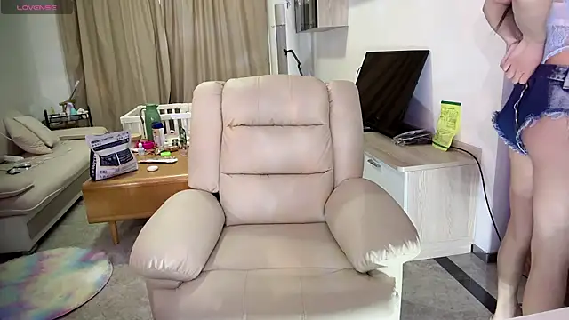 Snapshot of Bunny_Tutu chatting on 23, 1, 2025 Bunny Tutu online show from 23, 1, 2025