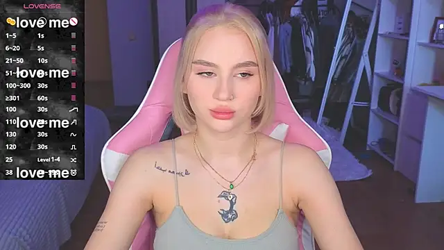 doll barbieee online show from 3, 8, 2026