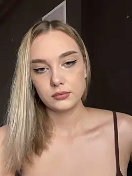 Snapshot of Alisa_Rise chatting on 13, 9, 2025 Alisa Rise online show from 13, 9, 2025