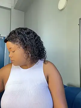 Snapshot of Curveysinaa chatting on 12, 2, 2026 Curveysinaa online show from 12, 2, 2026