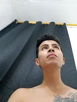 Velk hot online show from 7, 12, 2024