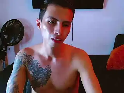 Snapshot of Velk_hot chatting on 9, 5, 2026 Velk hot online show from 9, 5, 2026