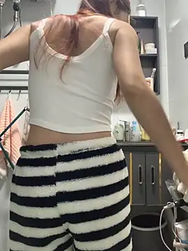 Aimeil online show from 11, 11, 2025