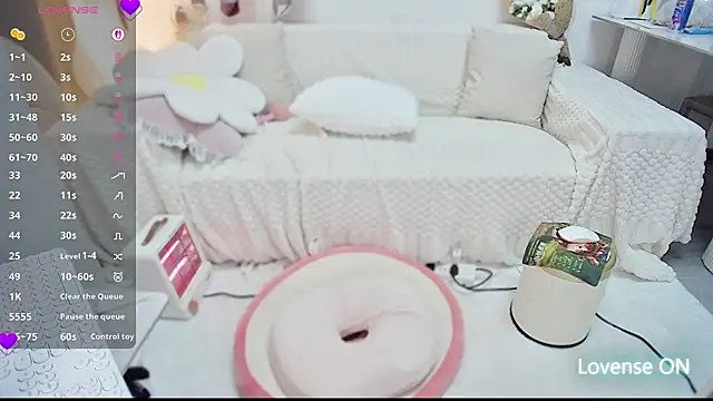 Snapshot of Feifei-cn chatting on 13, 1, 2026 Feifei-cn online show from 13, 1, 2026