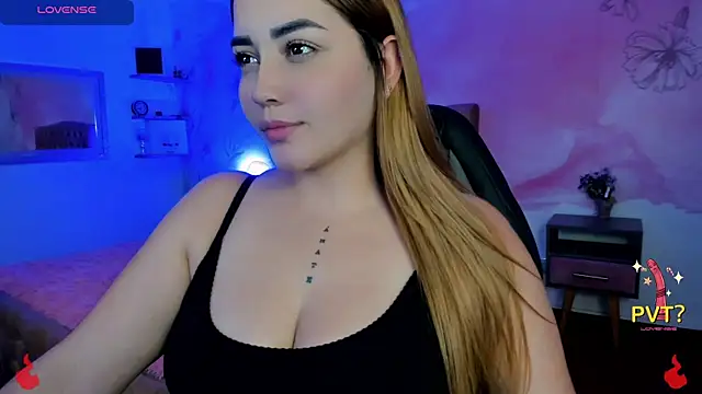 Lucia star   online show from 4, 3, 2025