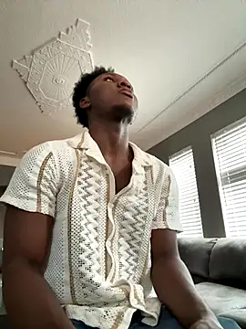 Snapshot of Festivitiesking1 chatting on 23, 9, 2025 Festivitiesking1 online show from 23, 9, 2025