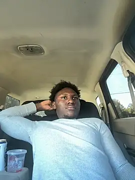 Snapshot of Festivitiesking1 chatting on 8, 10, 2025 Festivitiesking1 online show from 8, 10, 2025